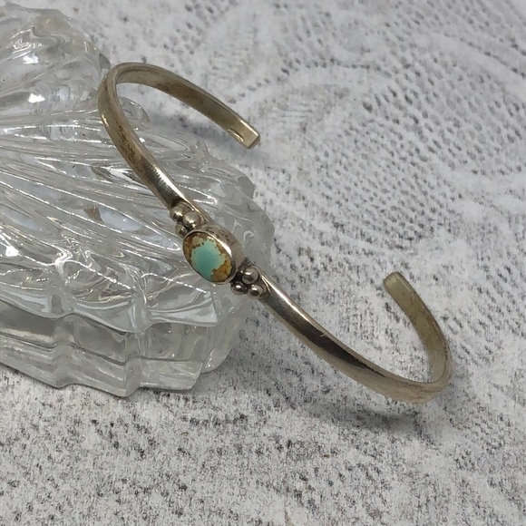 VINTAGE Native American Artisan Artist Signed  LP Sterling Turquoise Bracelet. - Picture 1 of 6